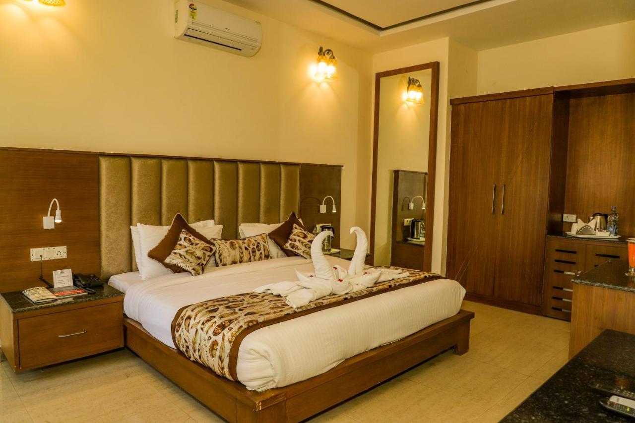Excel Hotels And Resorts Bhimtal Exterior photo